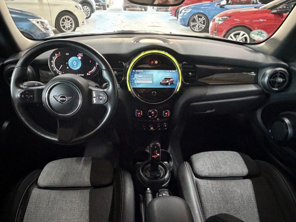 MINI COOPER GREEN Ansicht 11