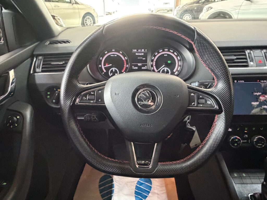SKODA Octavia GREY Ansicht 15