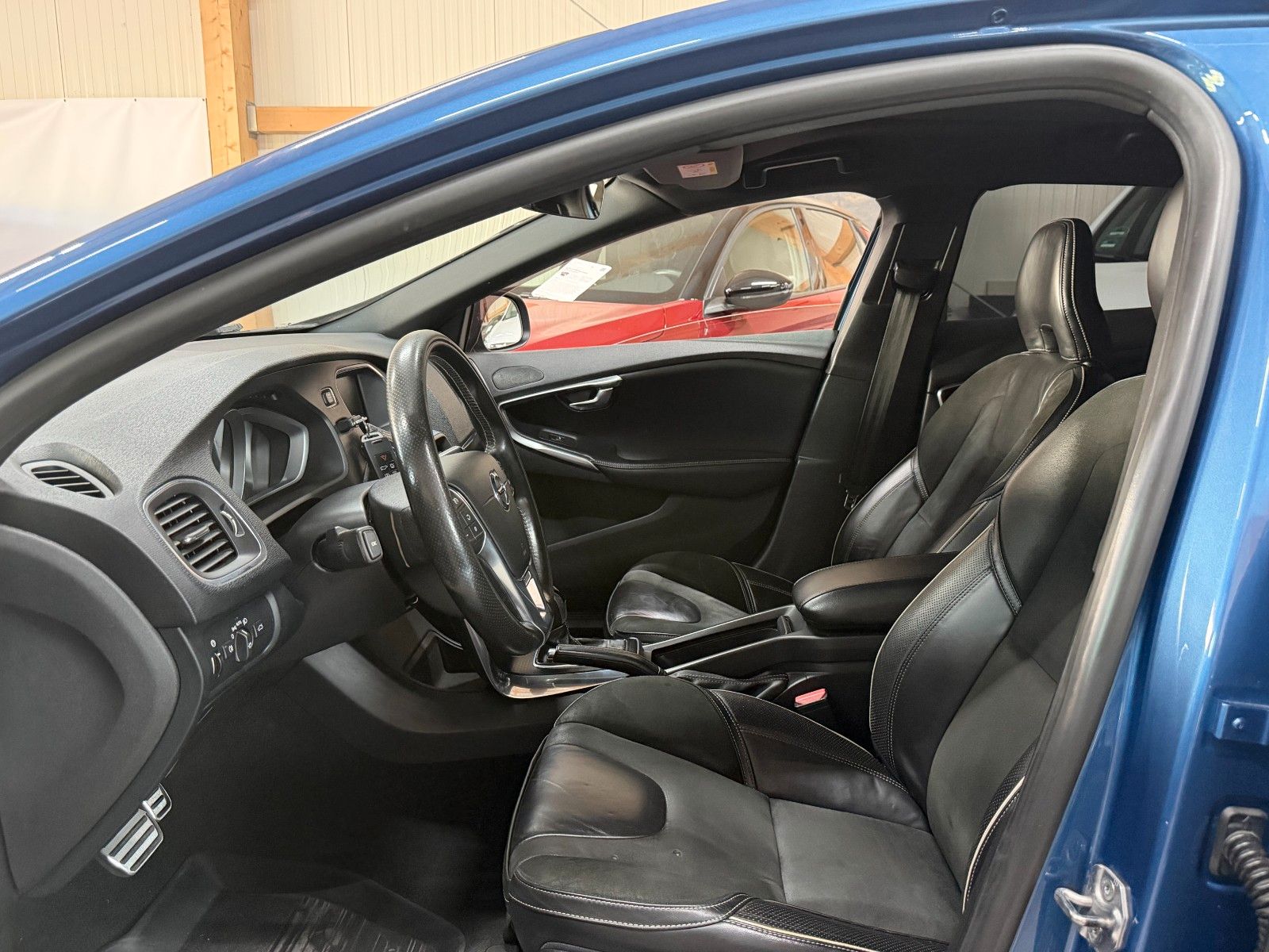 VOLVO V40 BLUE Ansicht 8
