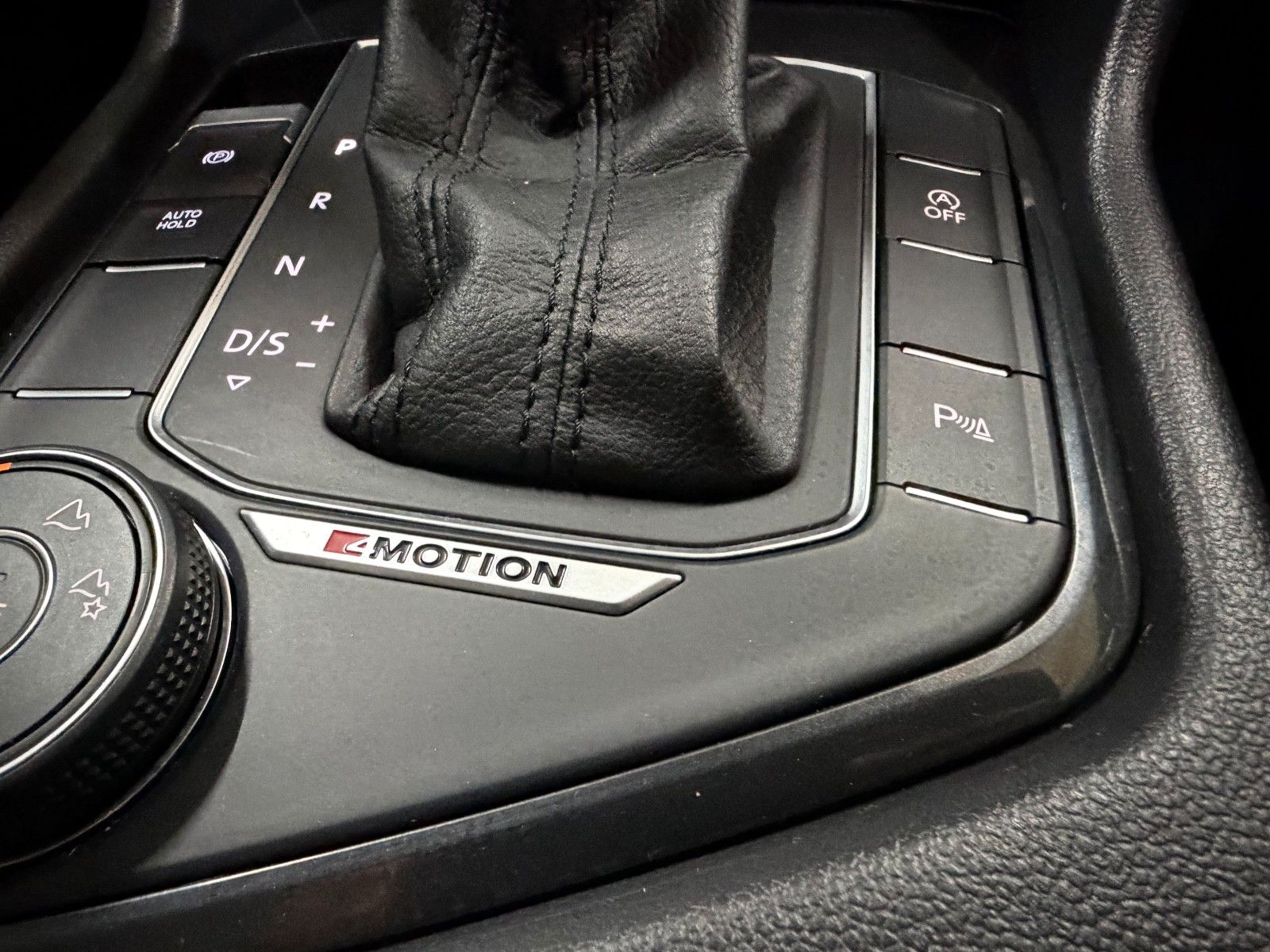 VW Tiguan BEIGE Ansicht 15
