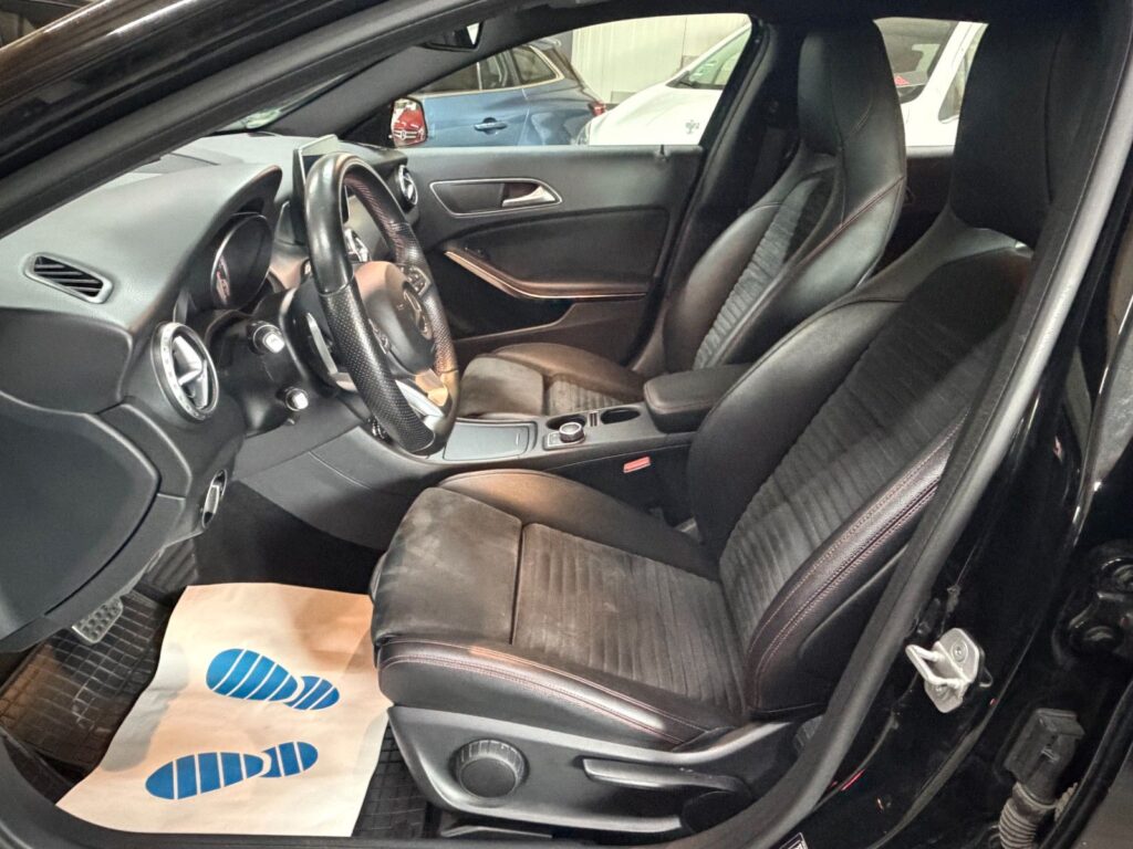 MERCEDES-BENZ GLA 200 BLACK Ansicht 10