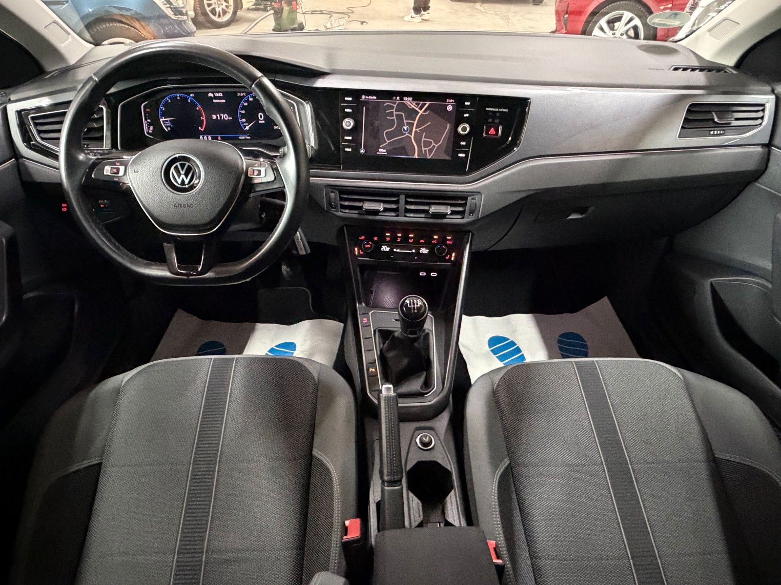 VW Polo WHITE Ansicht 14