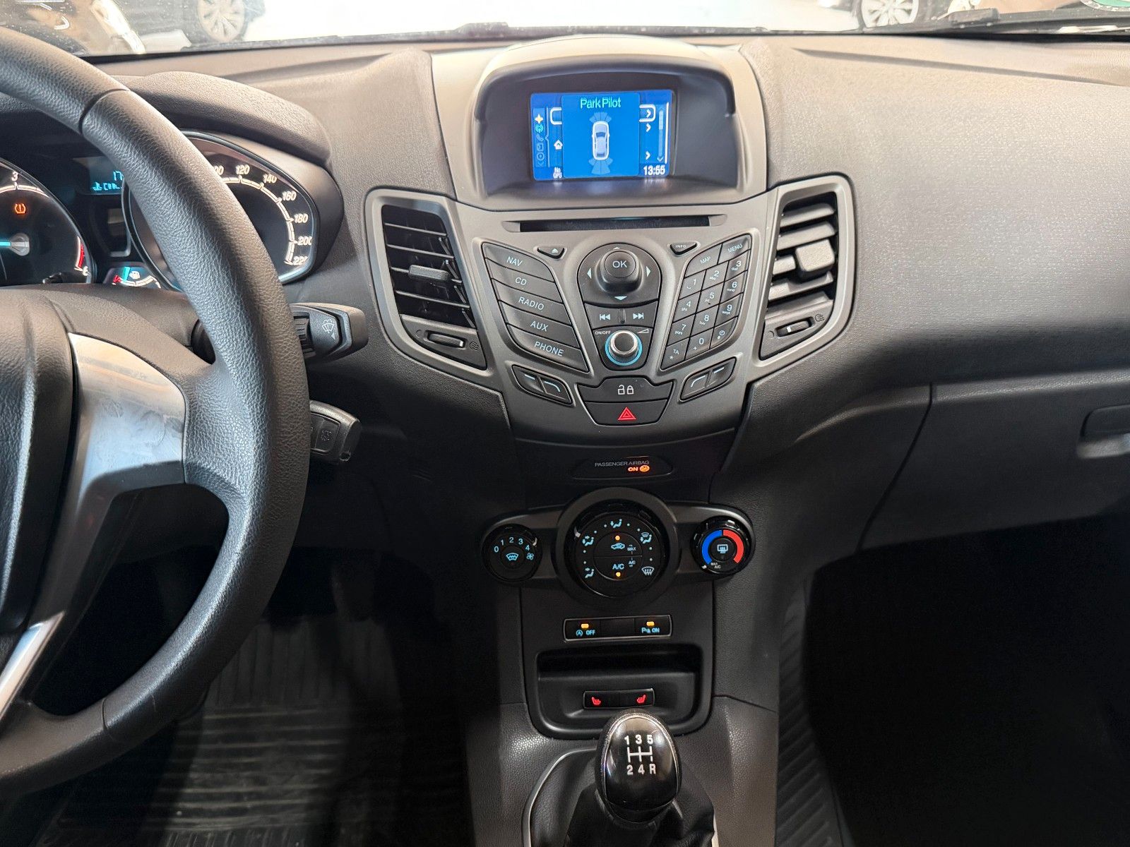 FORD Fiesta BLUE Ansicht 15