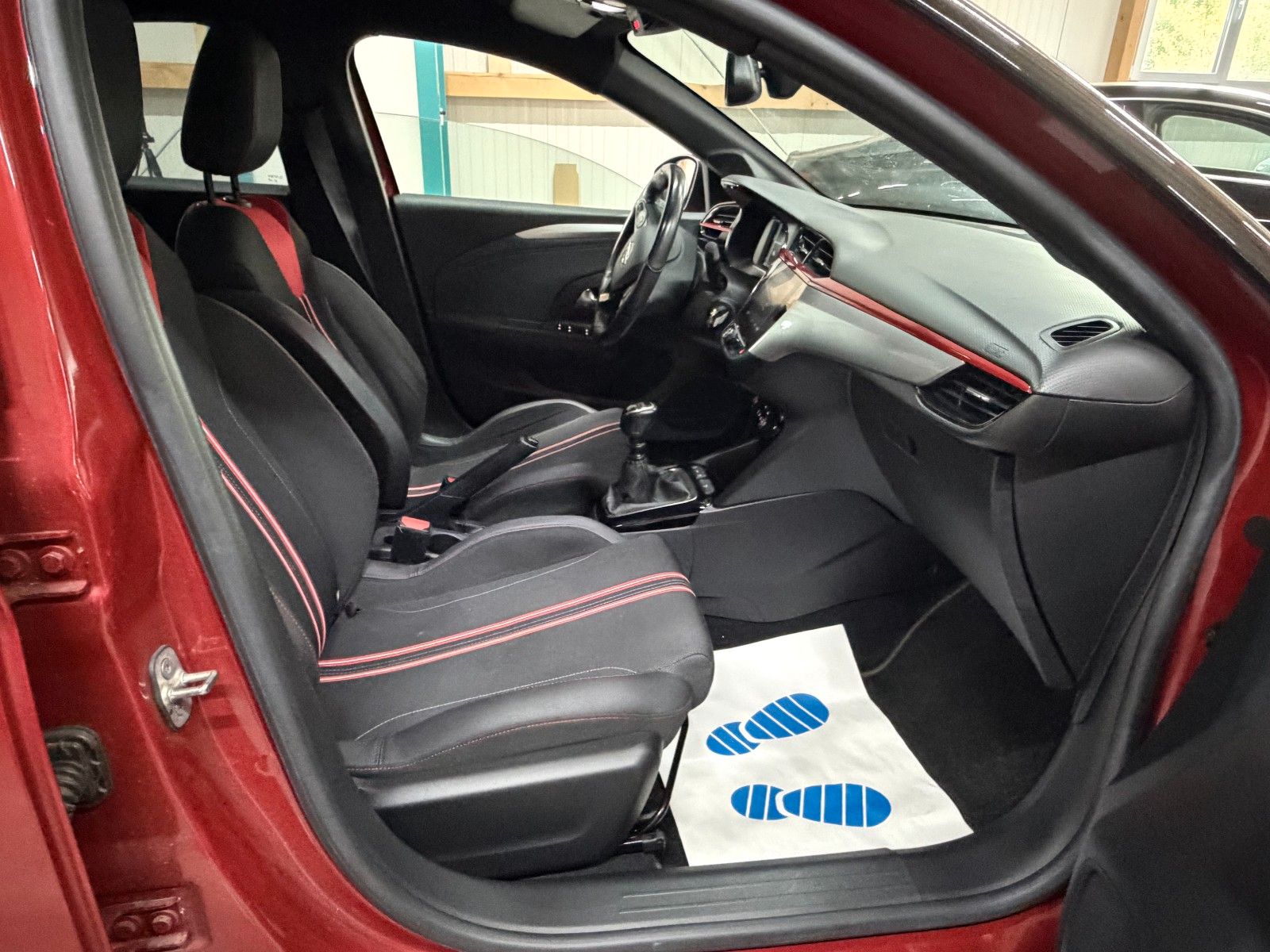 OPEL Corsa RED Ansicht 13