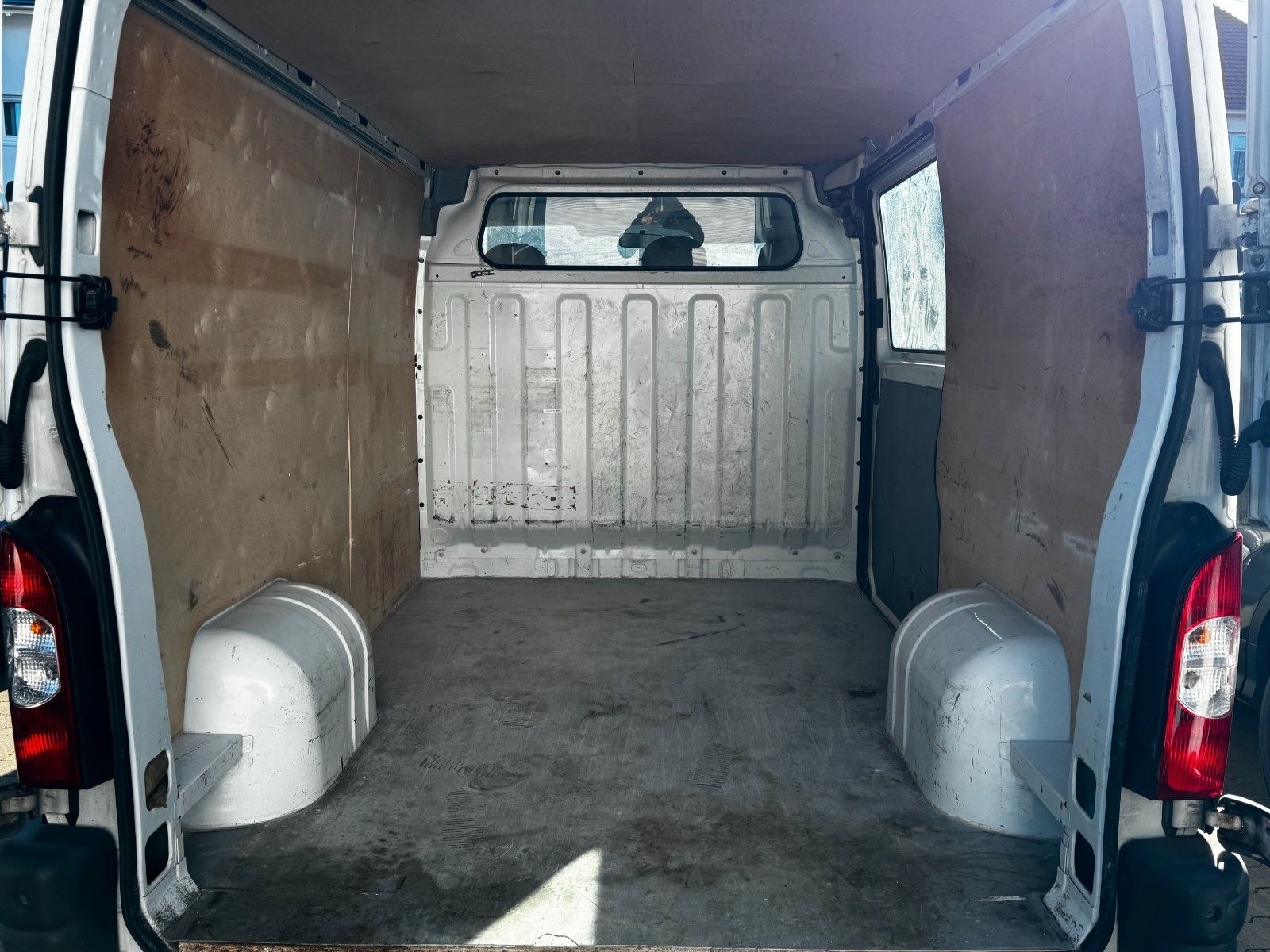 RENAULT Master WHITE Ansicht 9