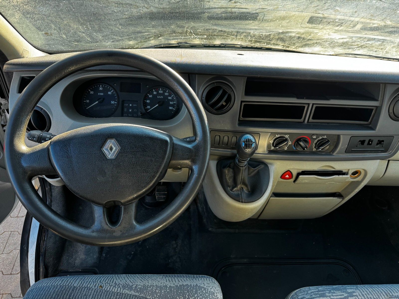 RENAULT Master WHITE Ansicht 13