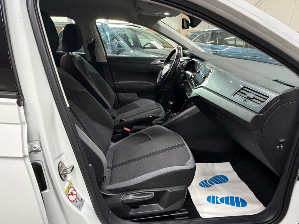 VW Polo WHITE Ansicht 12