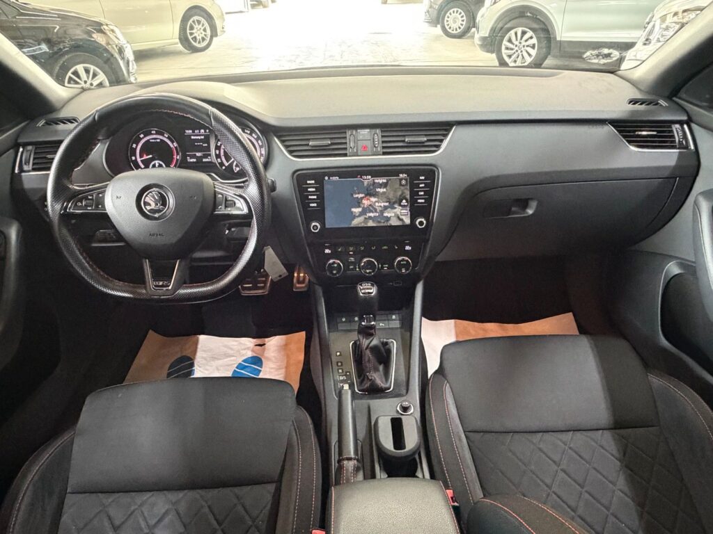 SKODA Octavia GREY Ansicht 14