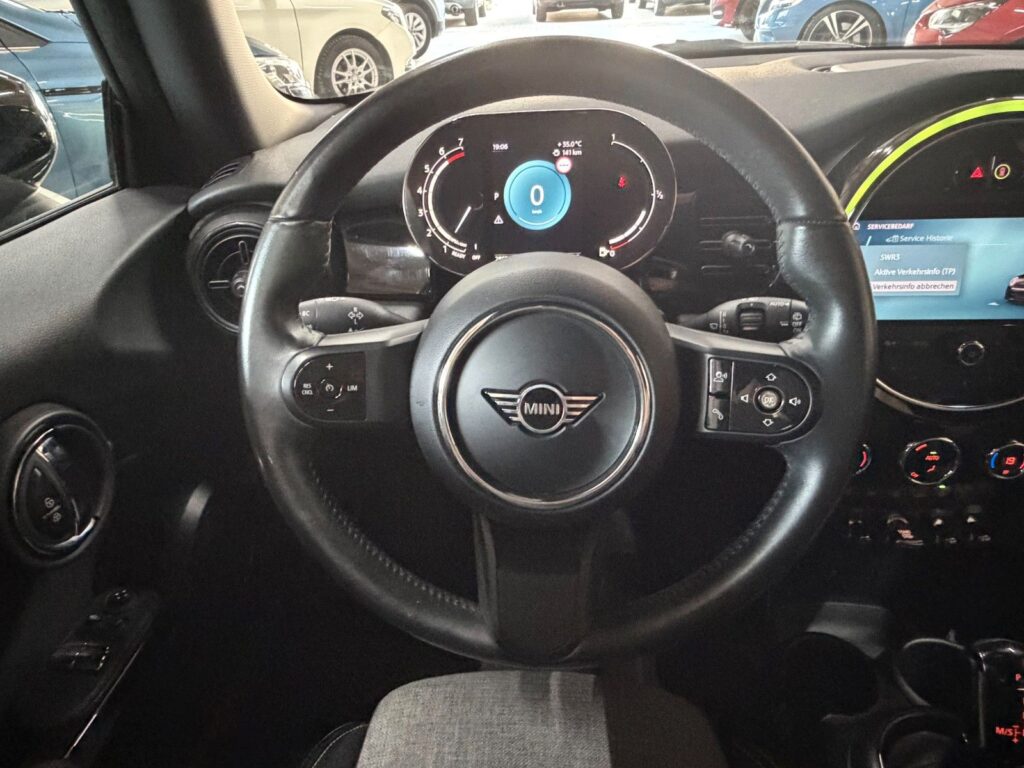 MINI COOPER GREEN Ansicht 12