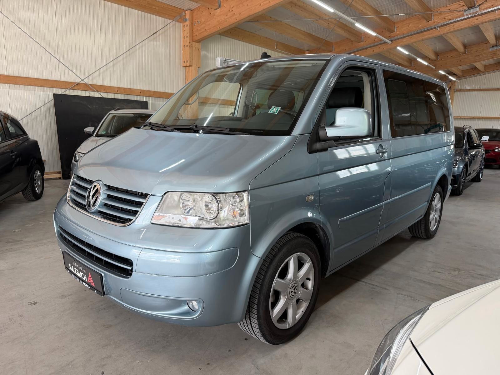 VW T5 Transporter BLUE Ansicht 1