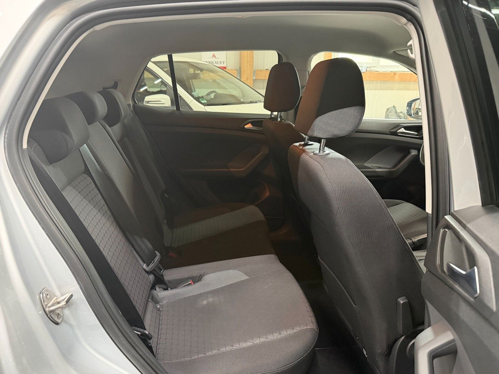 VW T-Cross SILVER Ansicht 11