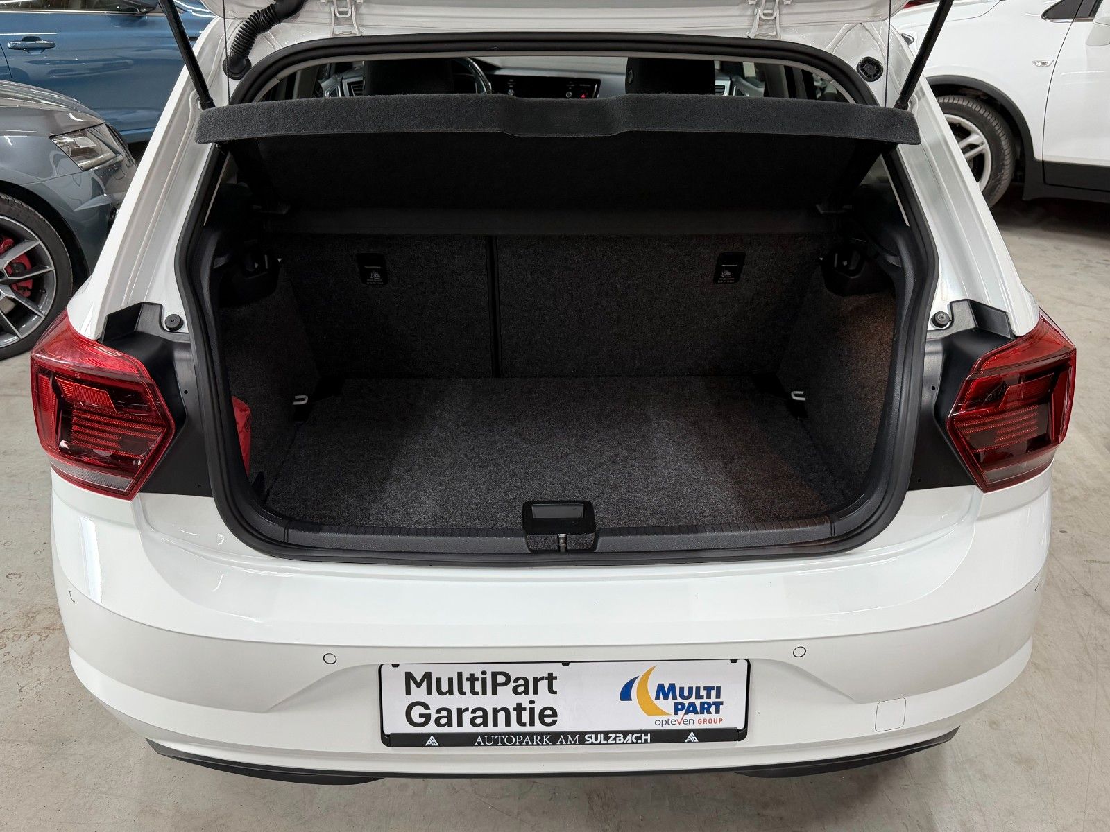 VW Polo WHITE Ansicht 13
