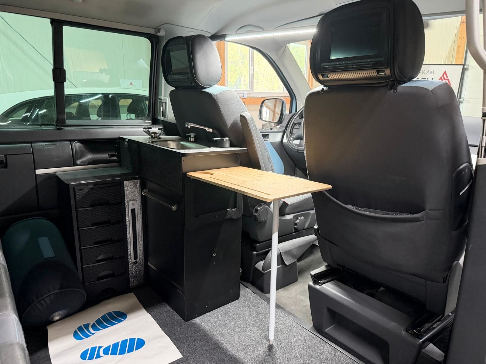 VW T5 Transporter BLUE Ansicht 18