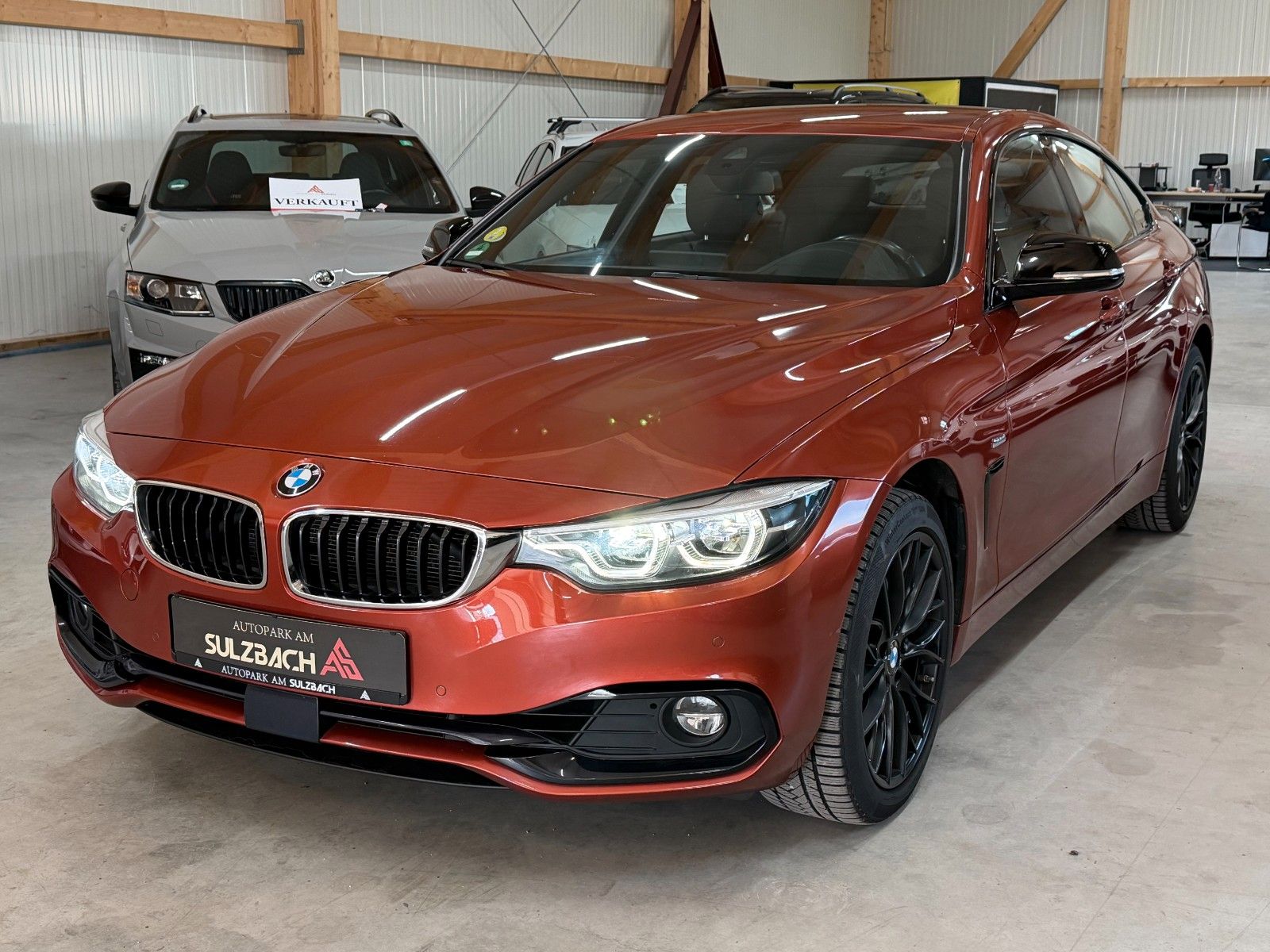 BMW 435 ORANGE Ansicht 1