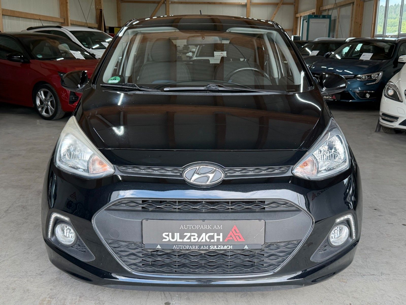 HYUNDAI i10 BLACK Ansicht 2