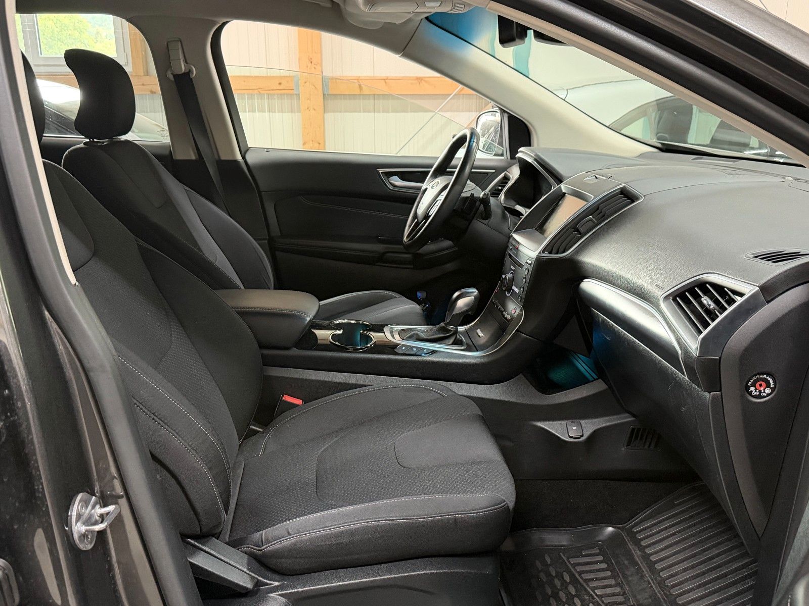 FORD Edge GREY Ansicht 9