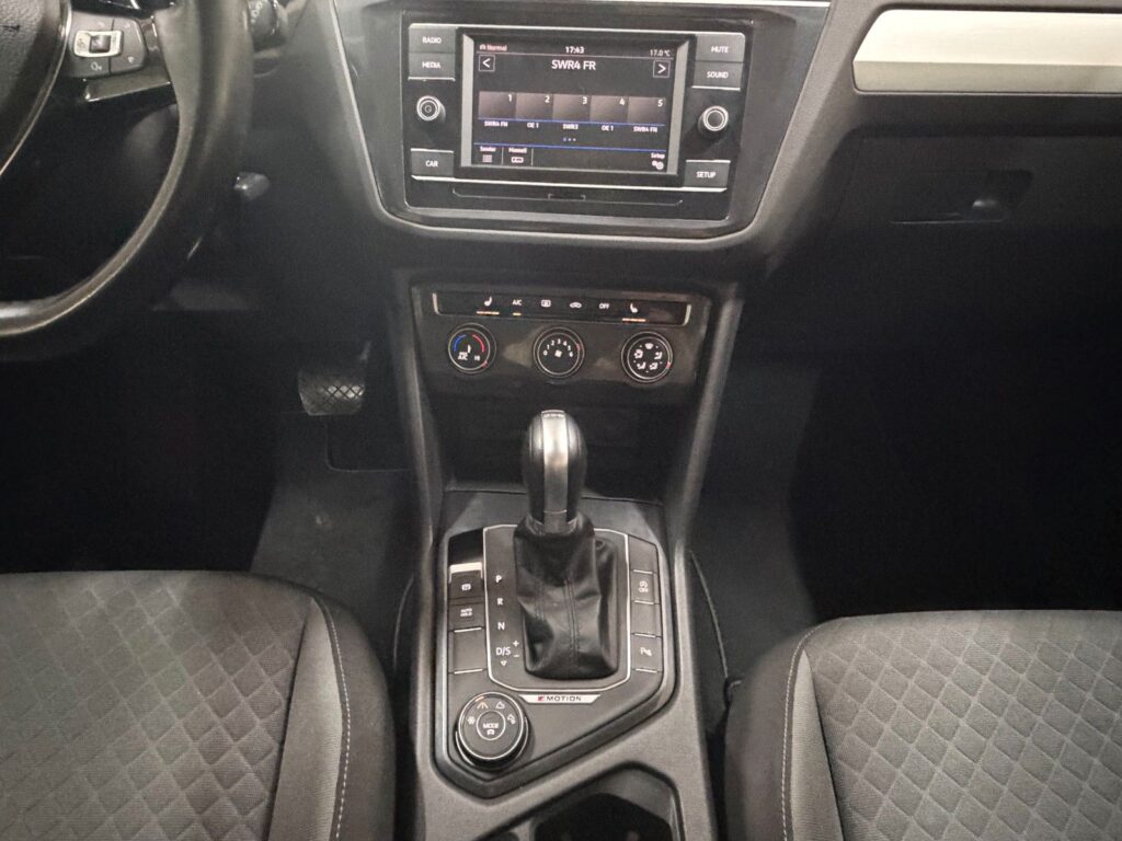 VW Tiguan BEIGE Ansicht 14