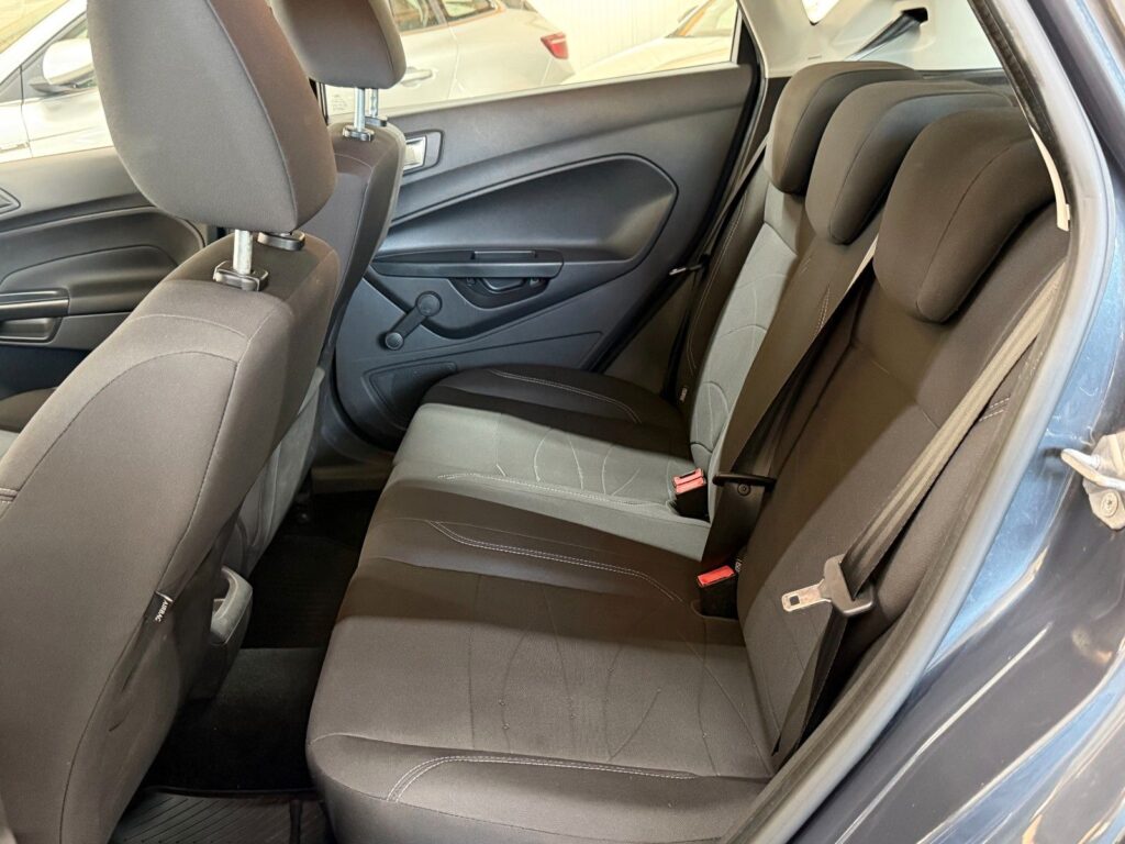 FORD Fiesta BLUE Ansicht 10