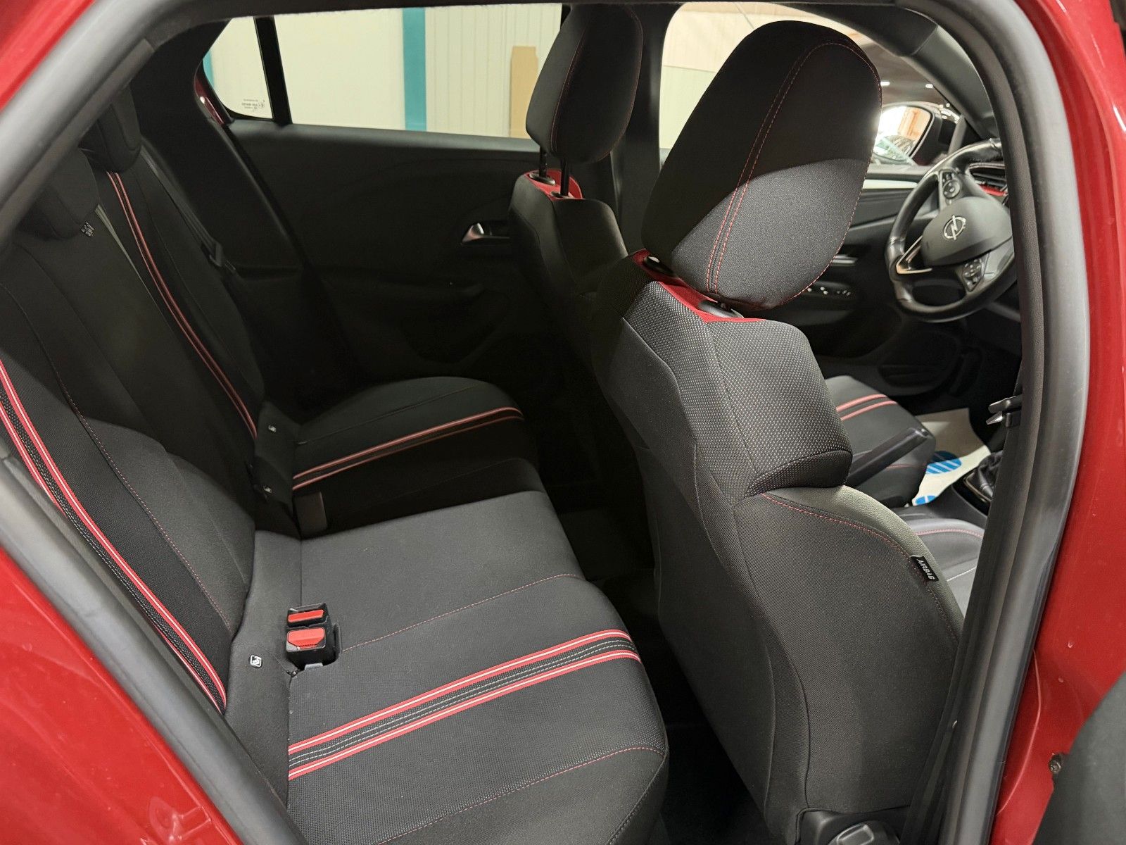 OPEL Corsa RED Ansicht 12