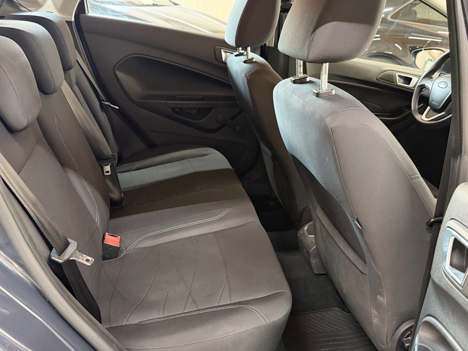 FORD Fiesta BLUE Ansicht 11