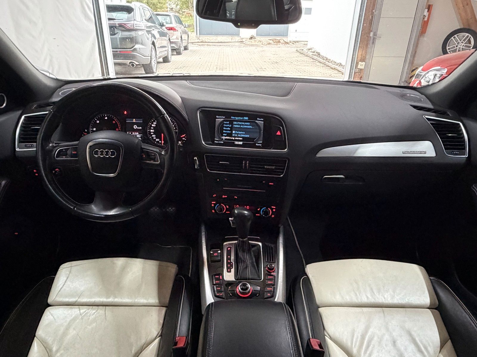 Audi Q5 GREY Ansicht 13