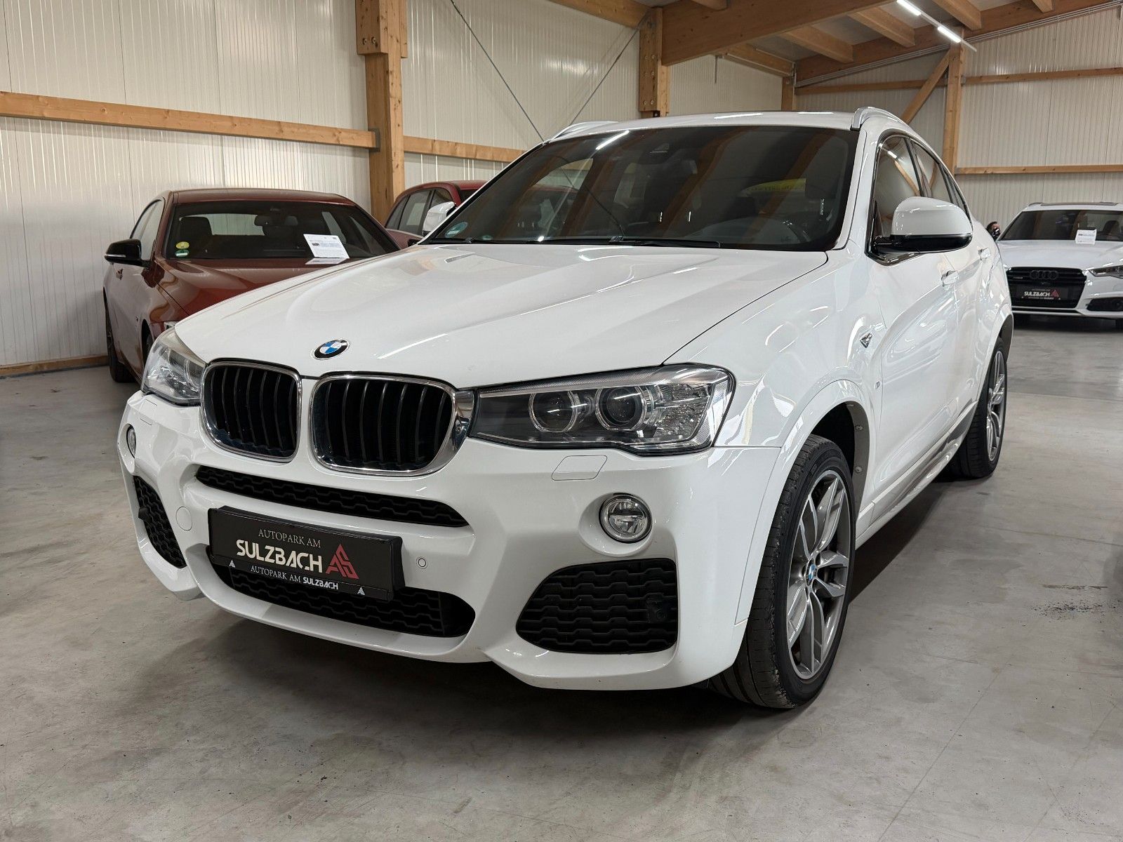 BMW X4 WHITE Ansicht 1