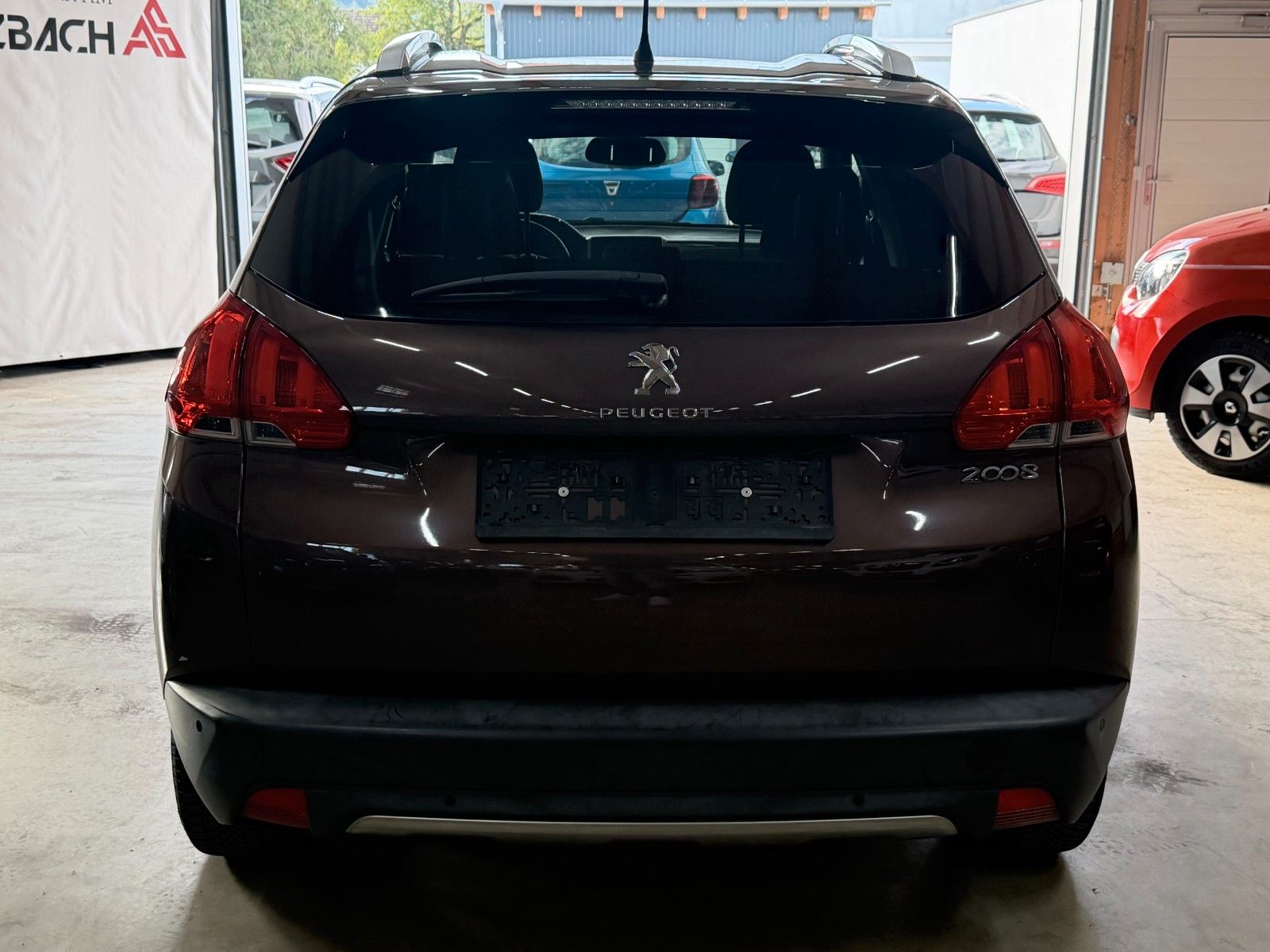 Peugeot 2008 BROWN Ansicht 5