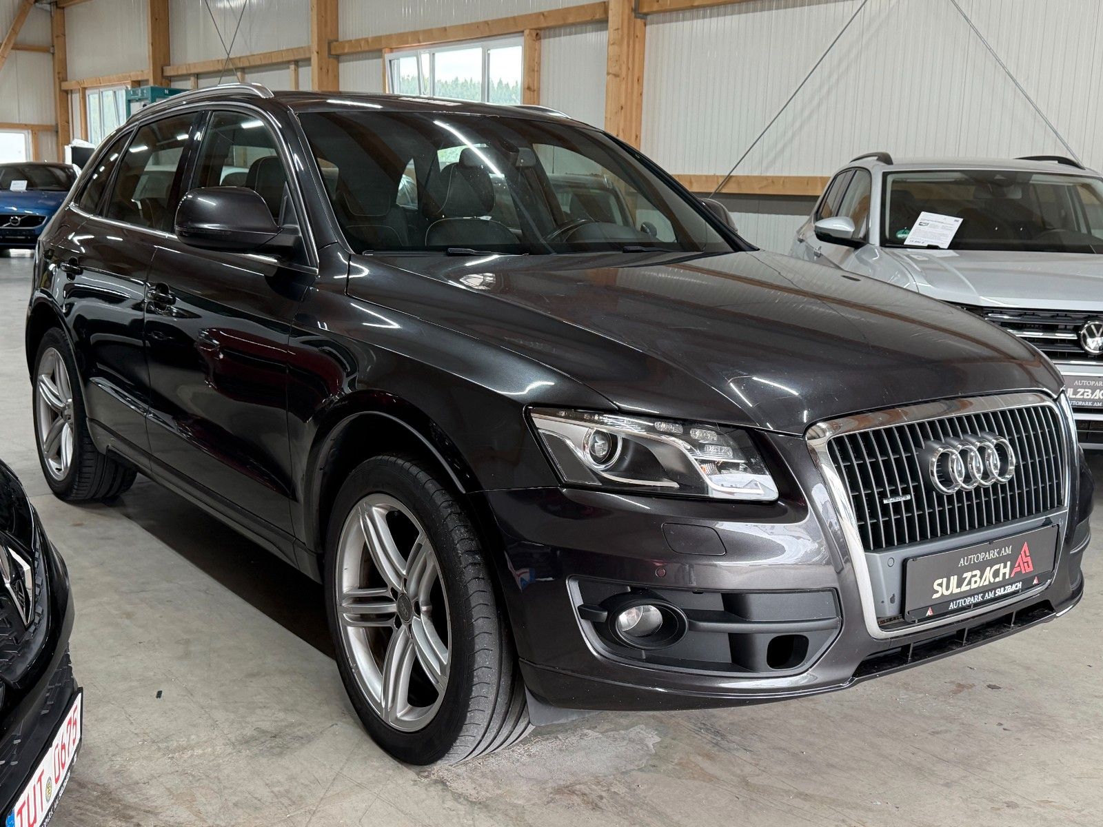 Audi Q5 GREY Ansicht 3