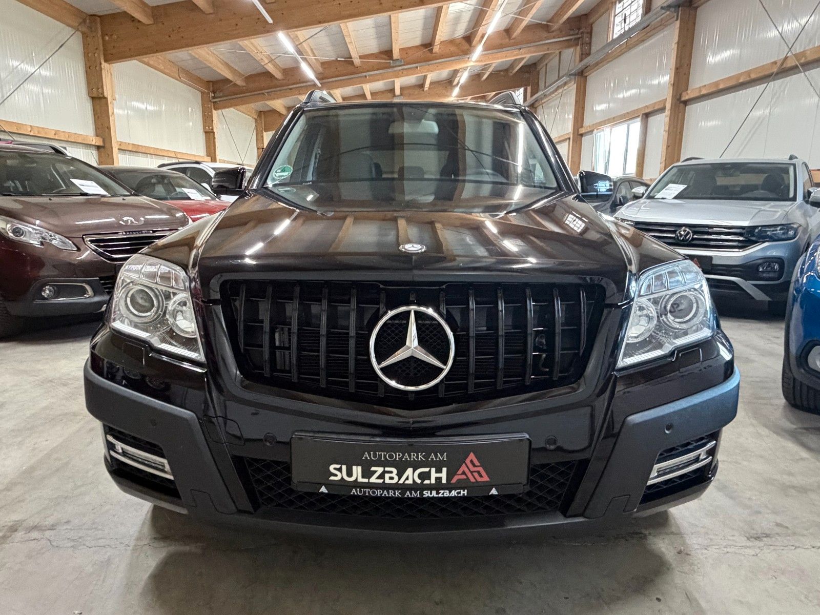 Mercedes-Benz GLK 220 BLACK Ansicht 2