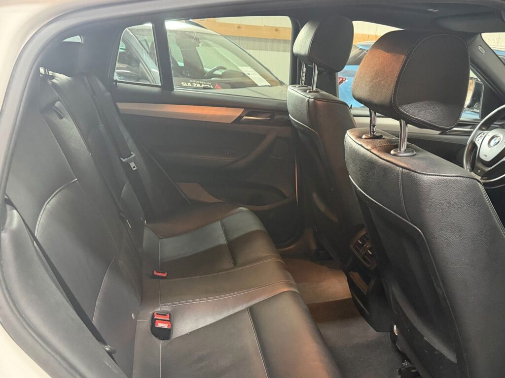 BMW X4 WHITE Ansicht 10