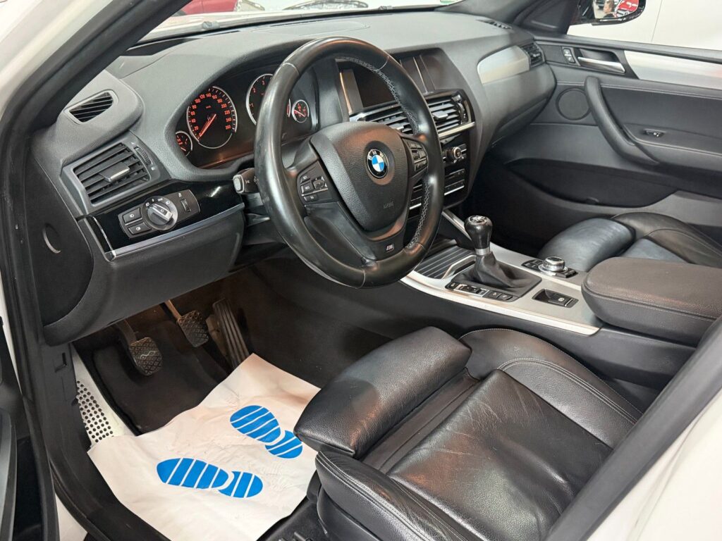 BMW X4 WHITE Ansicht 8