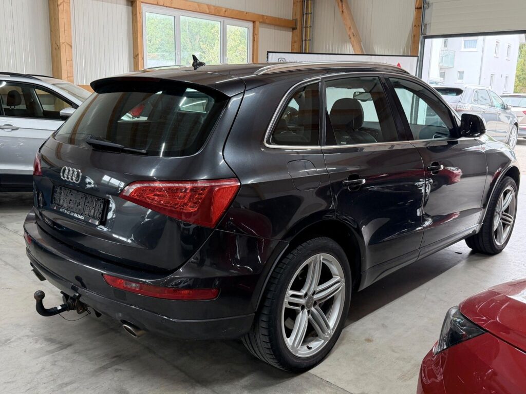 Audi Q5 GREY Ansicht 4
