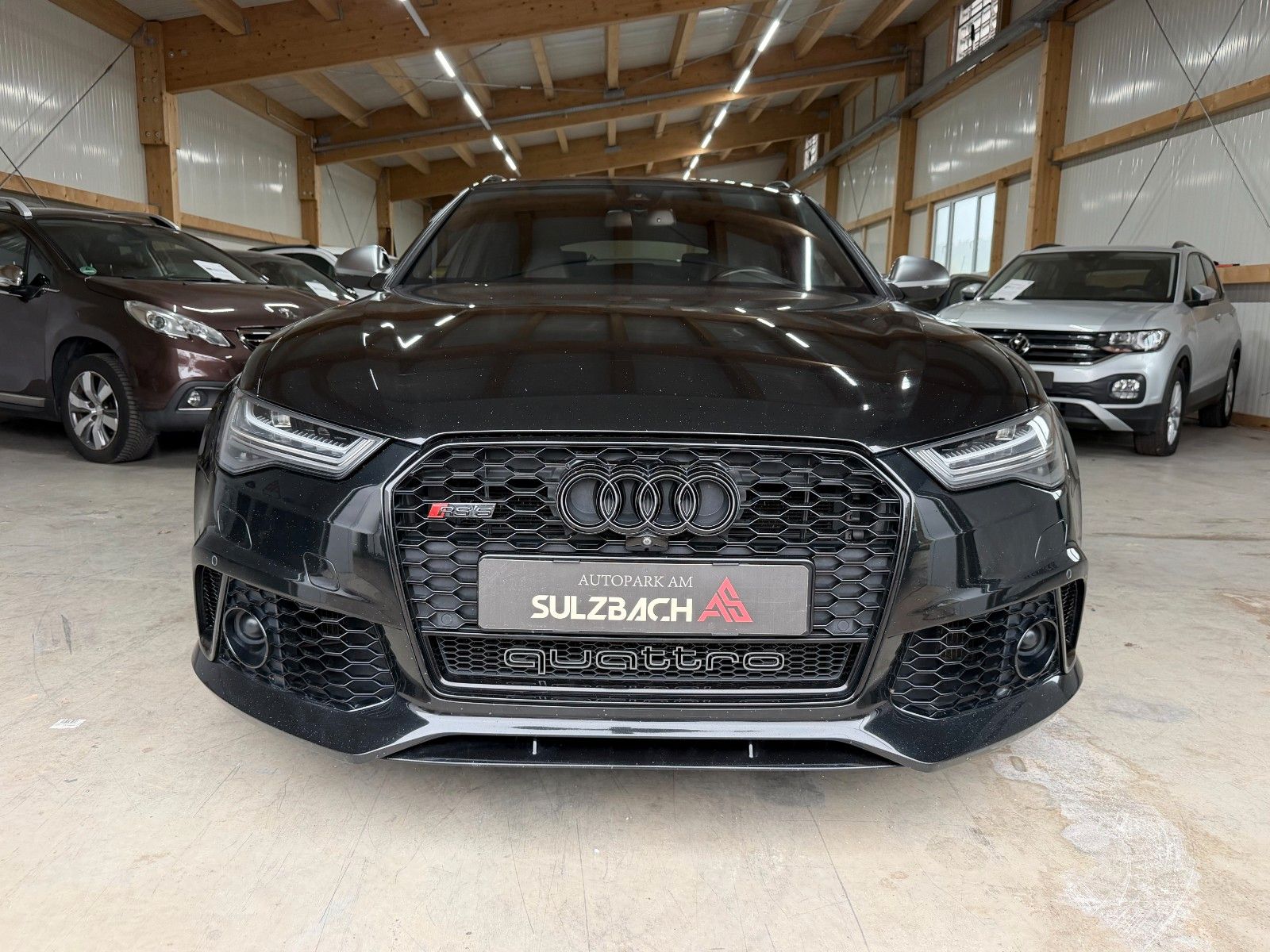 Audi RS6 BLACK Ansicht 2