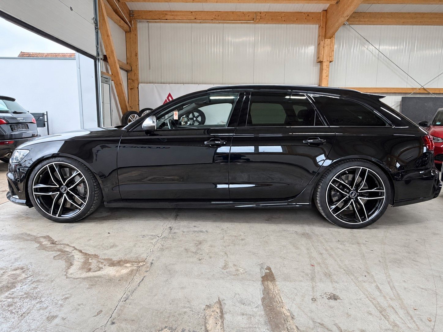 Audi RS6 BLACK Ansicht 8