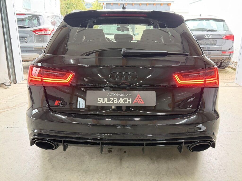 Audi RS6 BLACK Ansicht 6