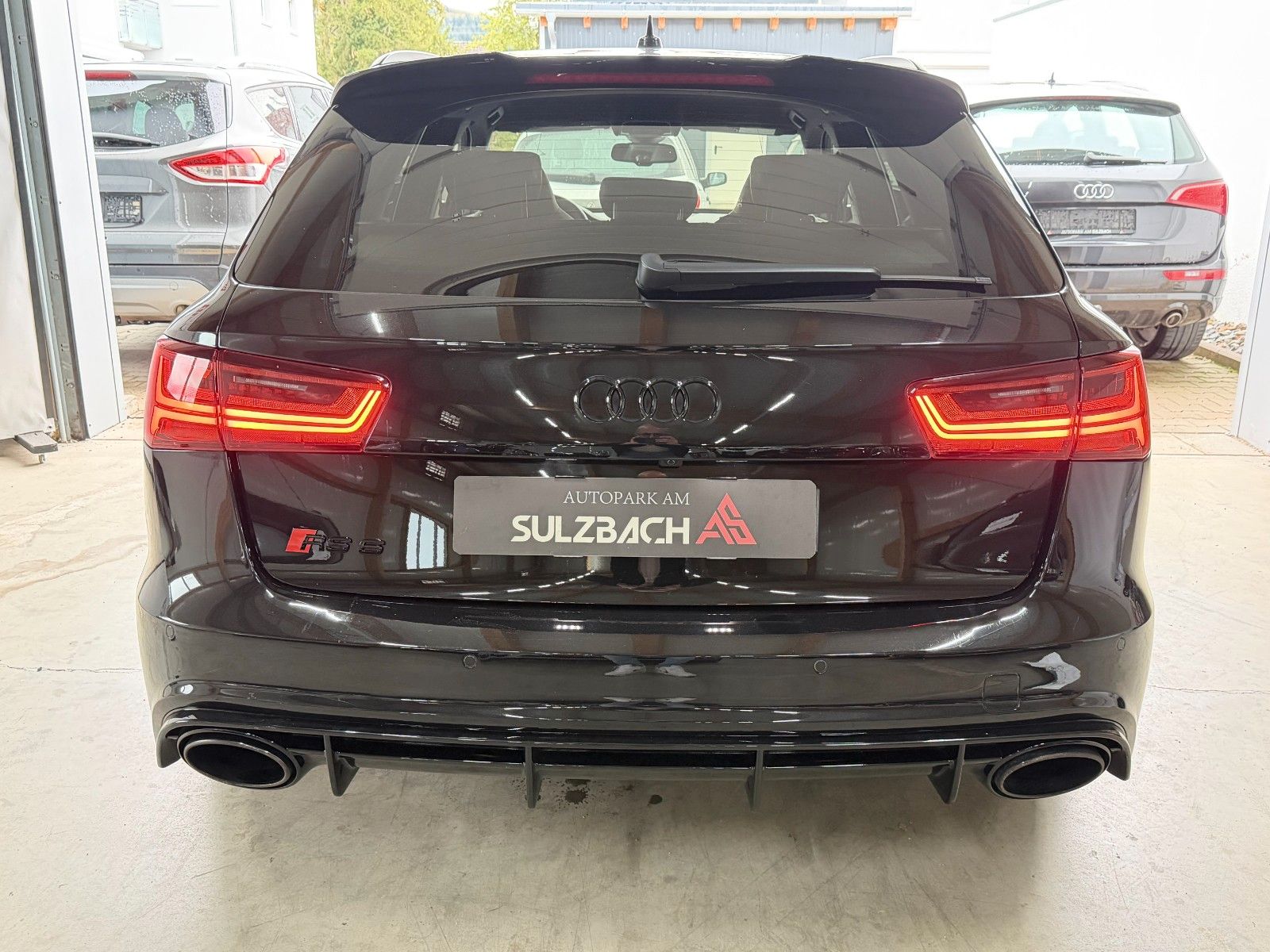 Audi RS6 BLACK Ansicht 6