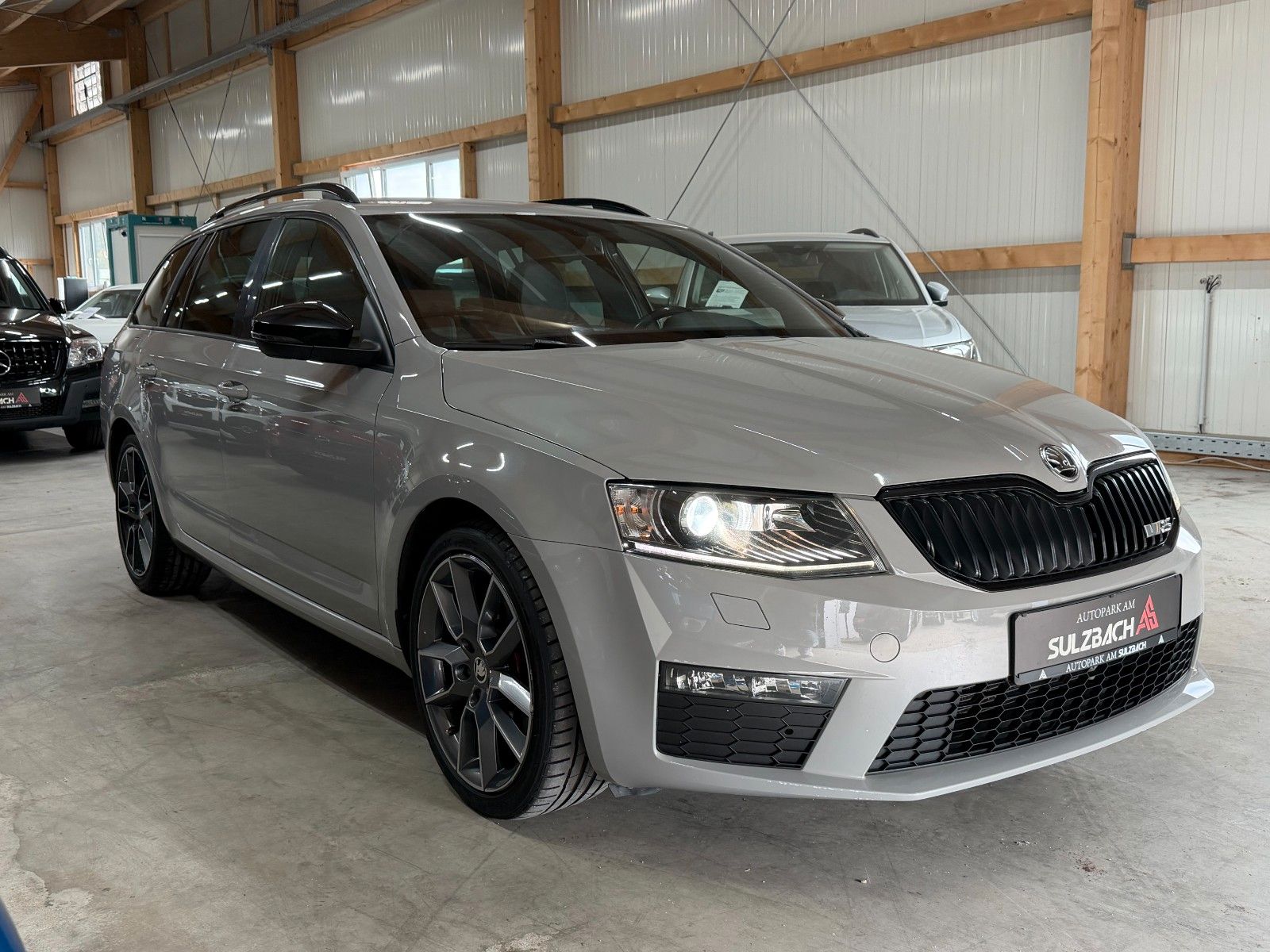 Skoda Octavia GREY Ansicht 3