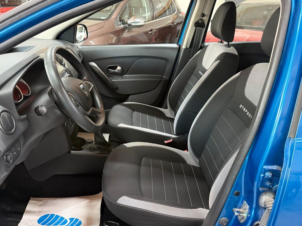 Dacia Sandero BLUE Ansicht 10
