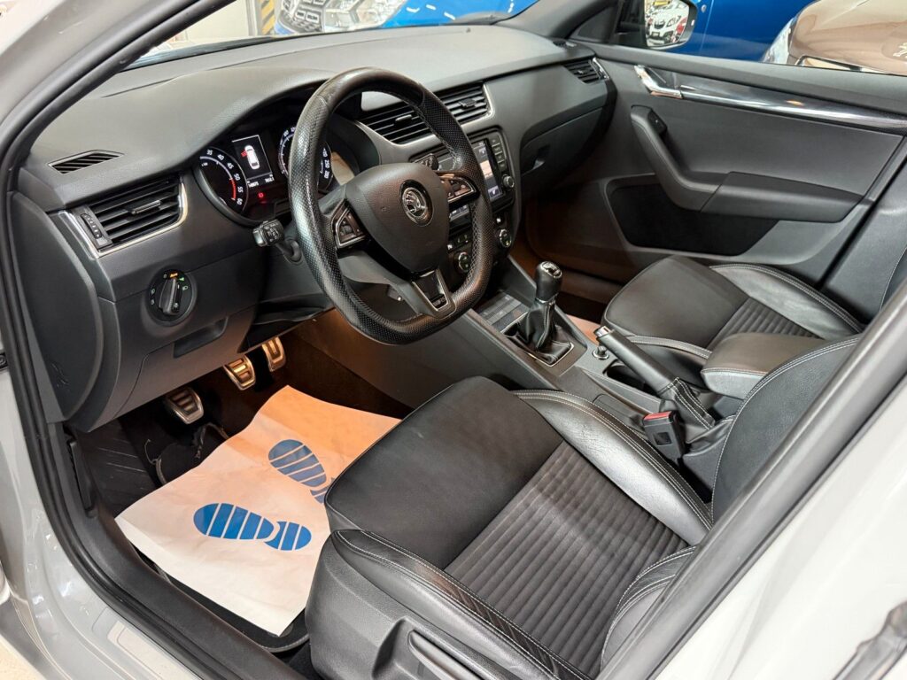 Skoda Octavia GREY Ansicht 9