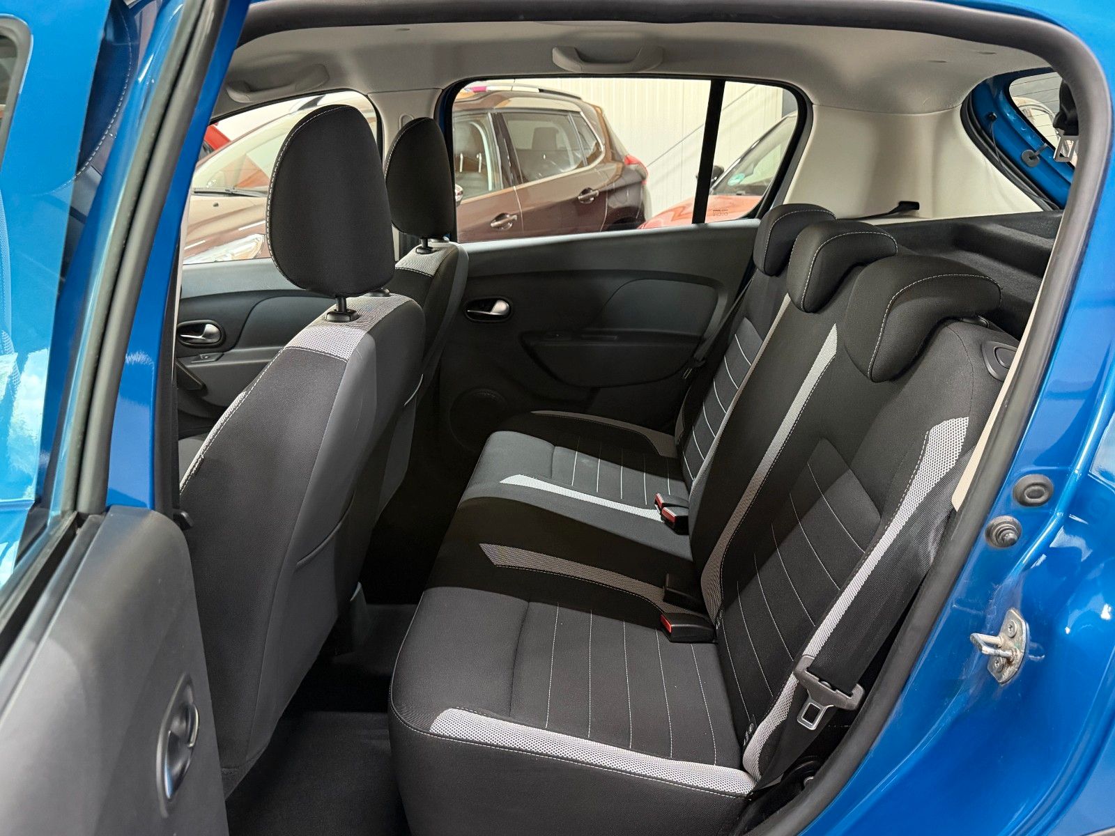 Dacia Sandero BLUE Ansicht 11
