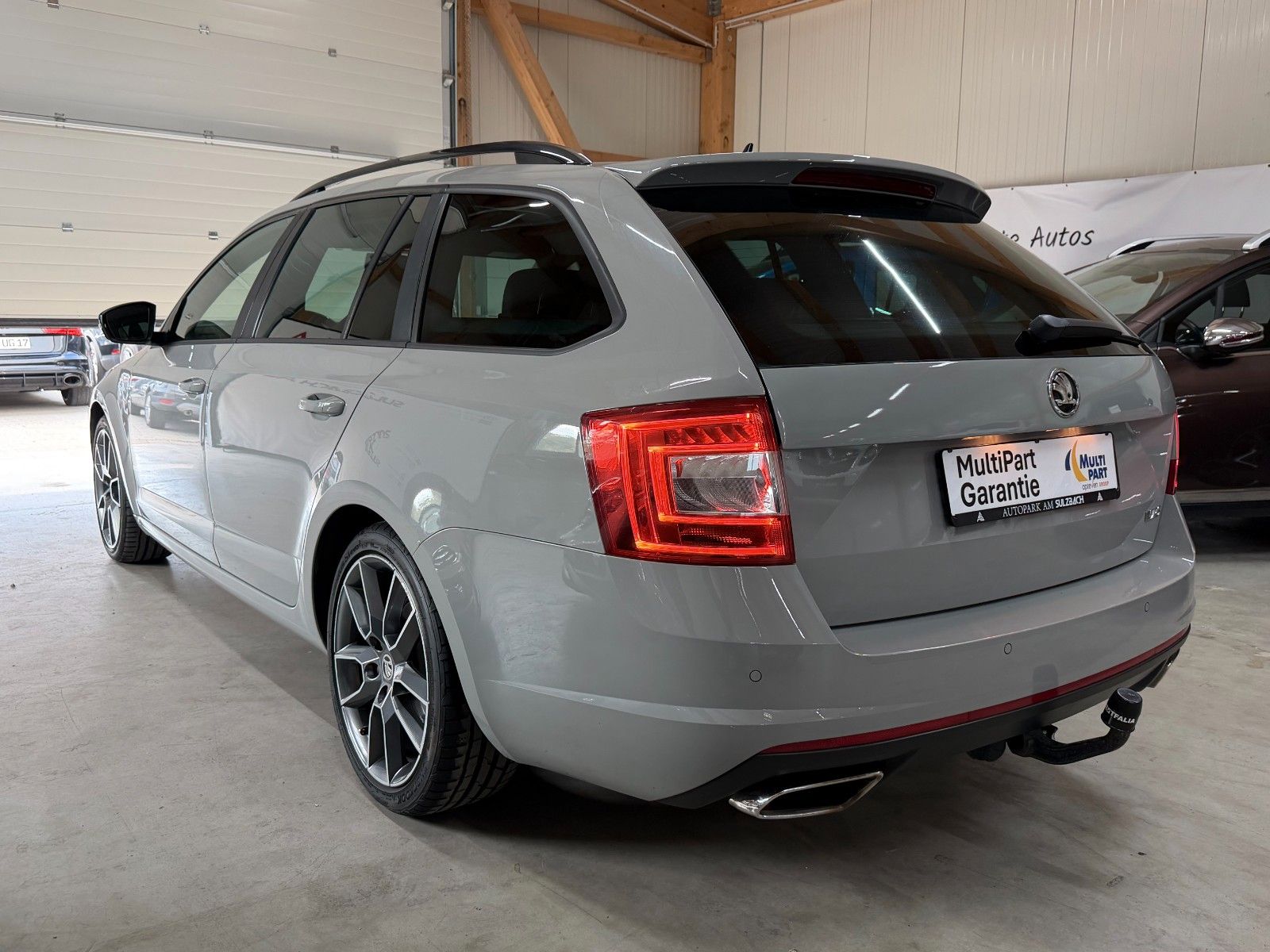 Skoda Octavia GREY Ansicht 6