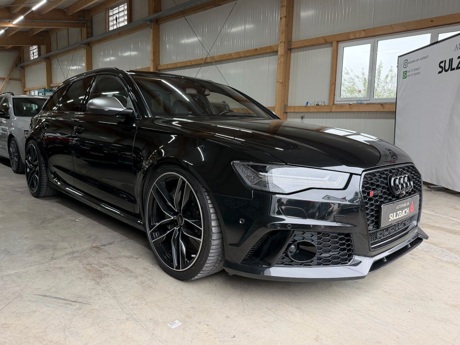 Audi RS6 BLACK Ansicht 3