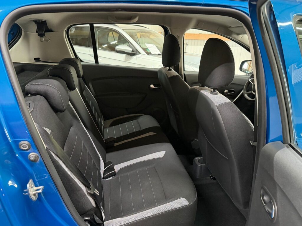 Dacia Sandero BLUE Ansicht 12