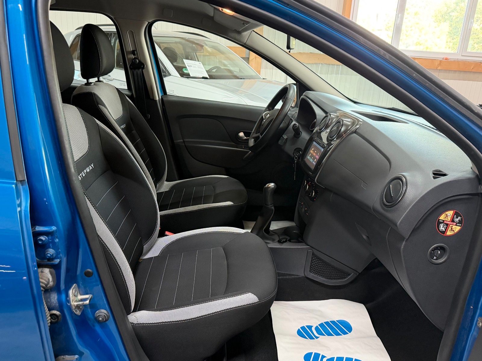 Dacia Sandero BLUE Ansicht 14