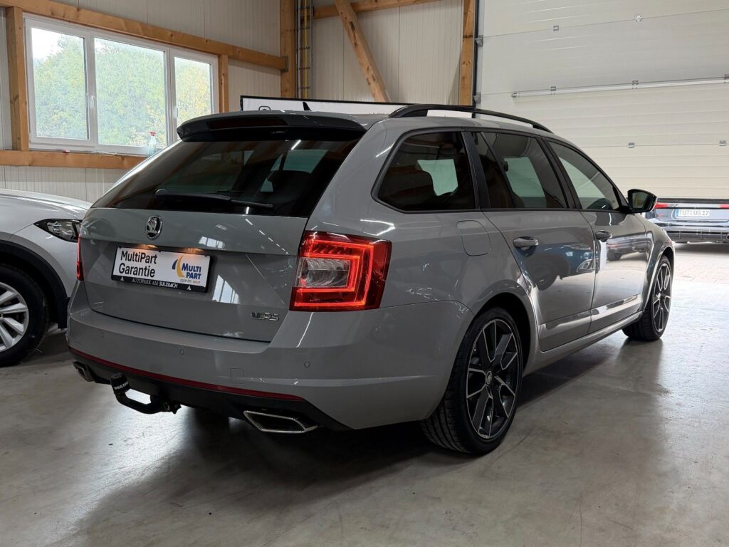 Skoda Octavia GREY Ansicht 4