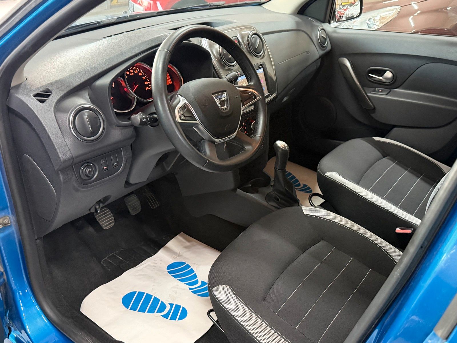 Dacia Sandero BLUE Ansicht 9