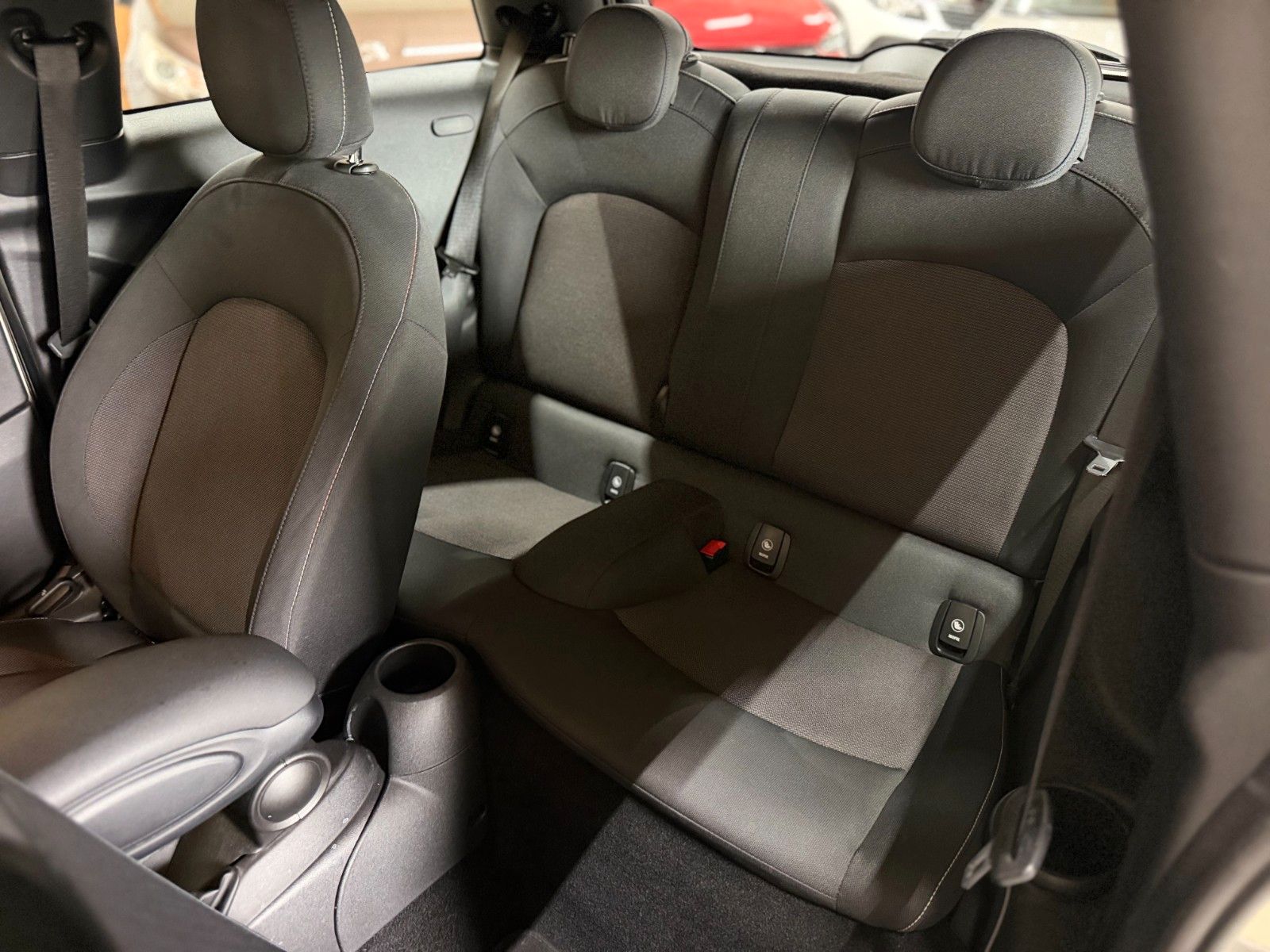 MINI ONE WHITE Ansicht 17