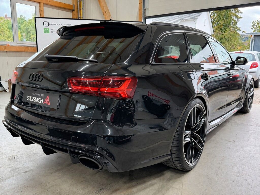 Audi RS6 BLACK Ansicht 5
